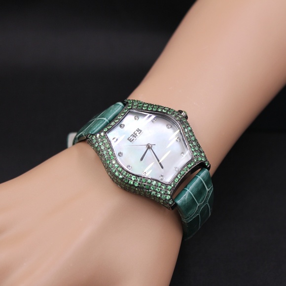 Tsavorite Diamond 4.27 Tcw. Unisex Luxury Watch main image 7